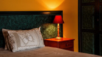 hotel bedroom-462772 1280